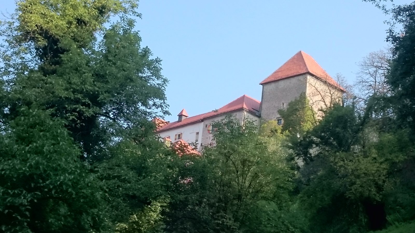 Grad Podsreda – pogled z grajske poti
