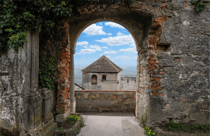 Grad Vurberk – kratek izlet do razvalin z razgledom