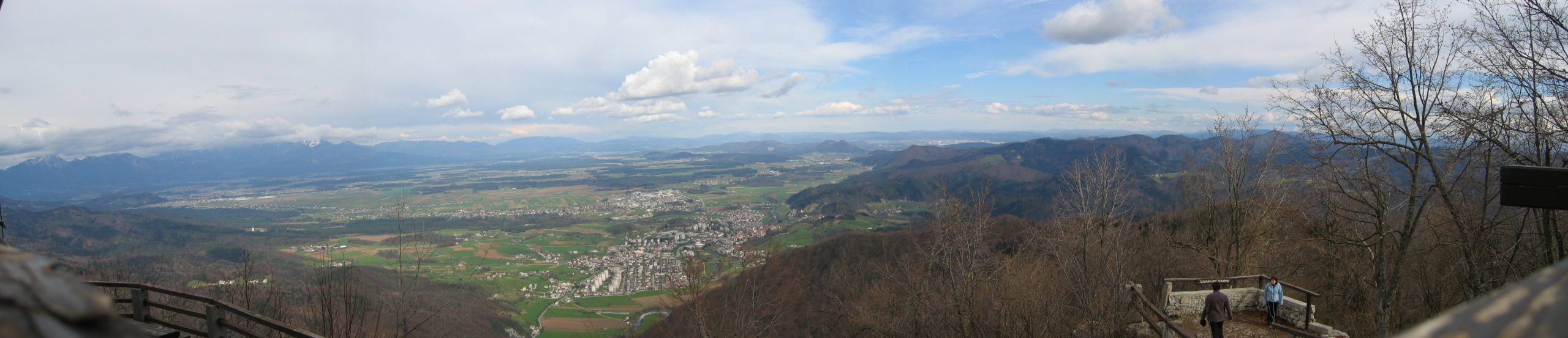 Panorama Škofje Loke z Lubnika