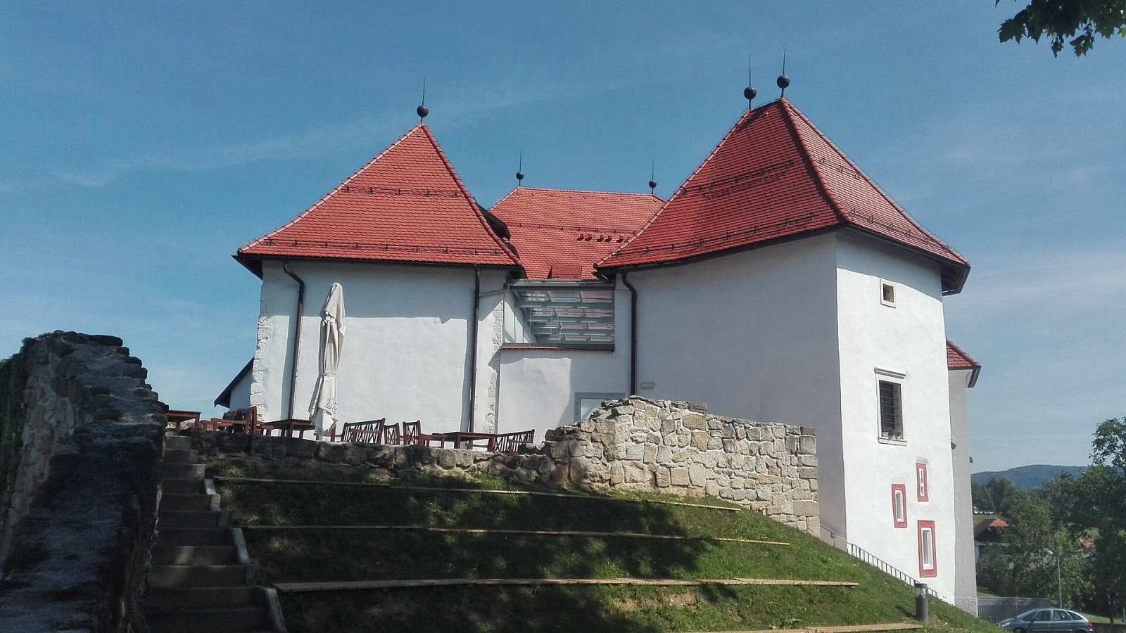 Grad Komenda na Polzeli kot ideja za izlet