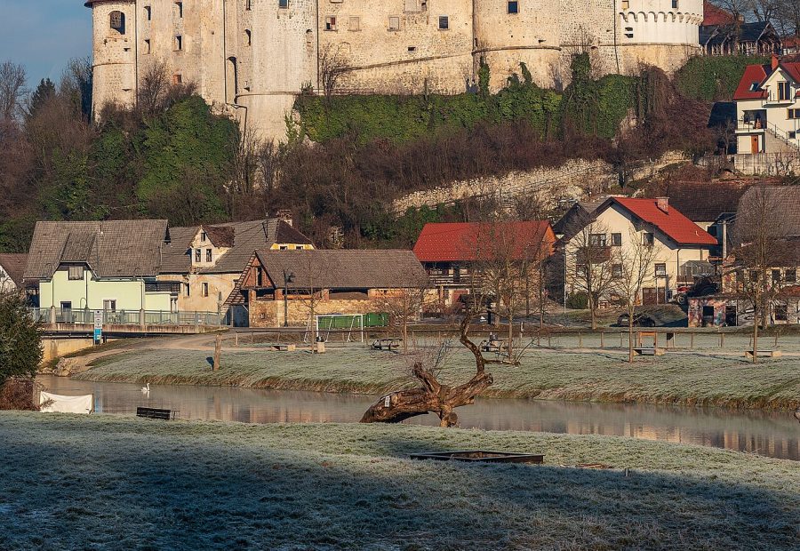 Grad Žužemberk – izlet na napotep.si