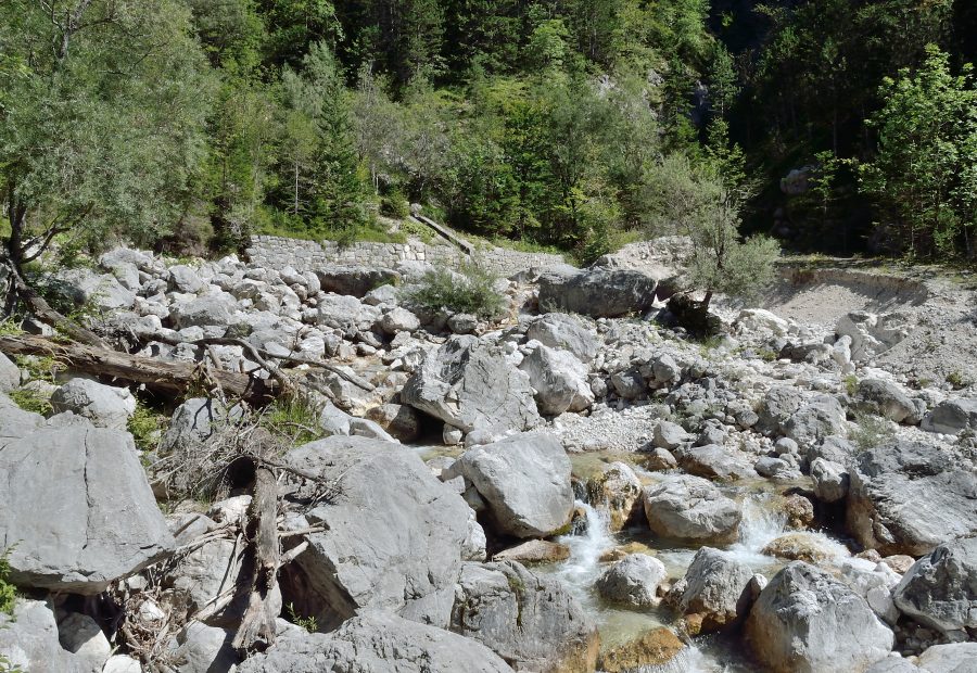 Korita Mlinarice - osvežilen izlet za vroče dni