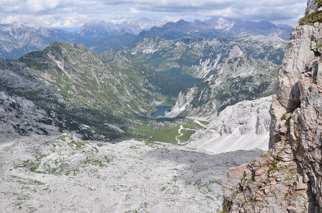 Krnsko jezero v Julijskih Alpah