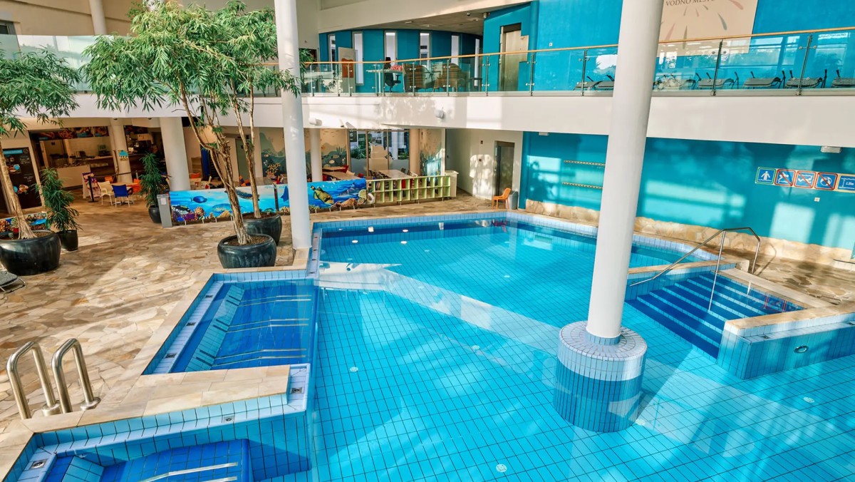 Vodno mesto Atlantis Ljubljana z bazeni in vodnimi doživetji