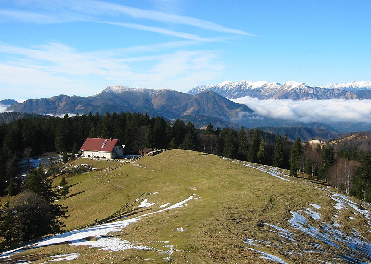 Blegoš – razgleden pohod nad Poljansko dolino