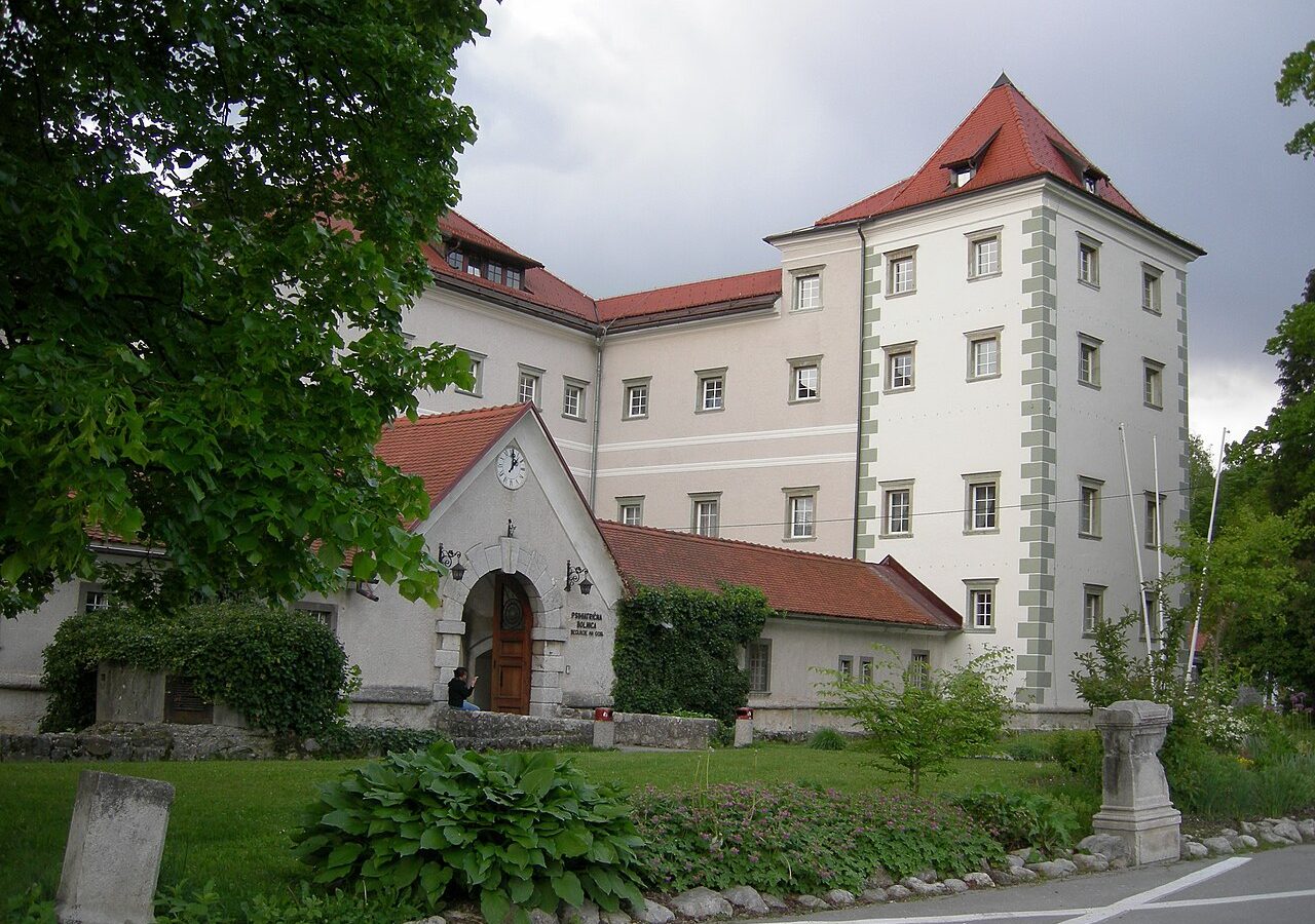 Grad Kačenštajn - izlet na napotep.si