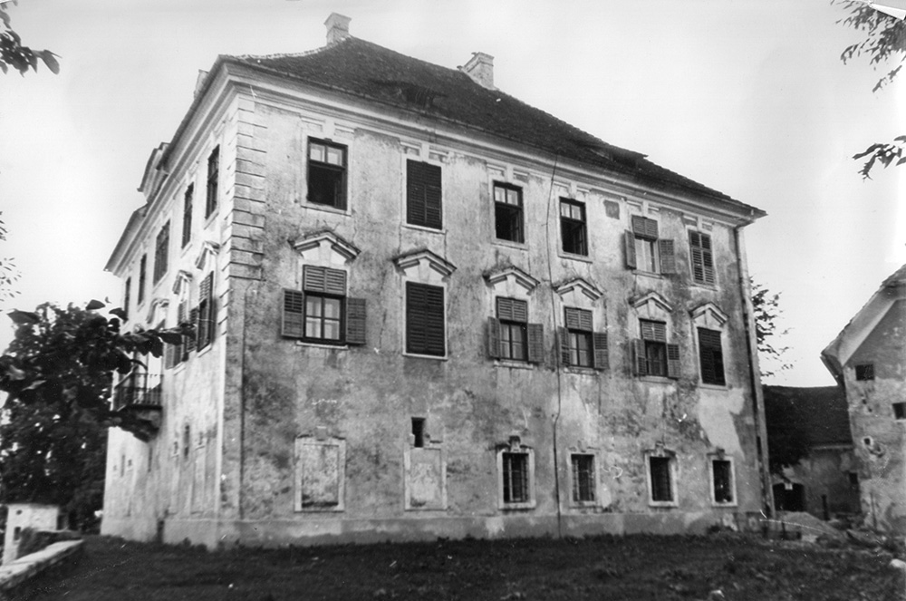 Grad Zaprice v Kamniku