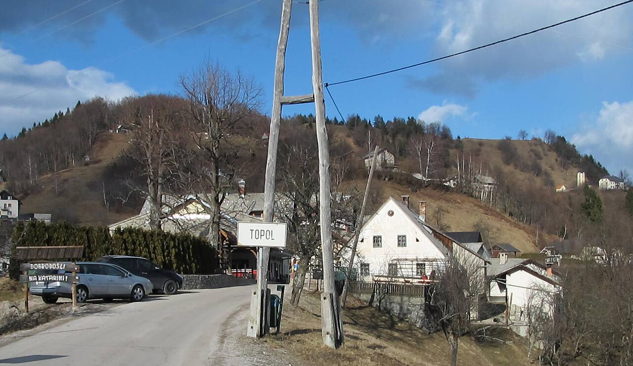 Topol pri Medvodah in okolica Katarine nad Ljubljano