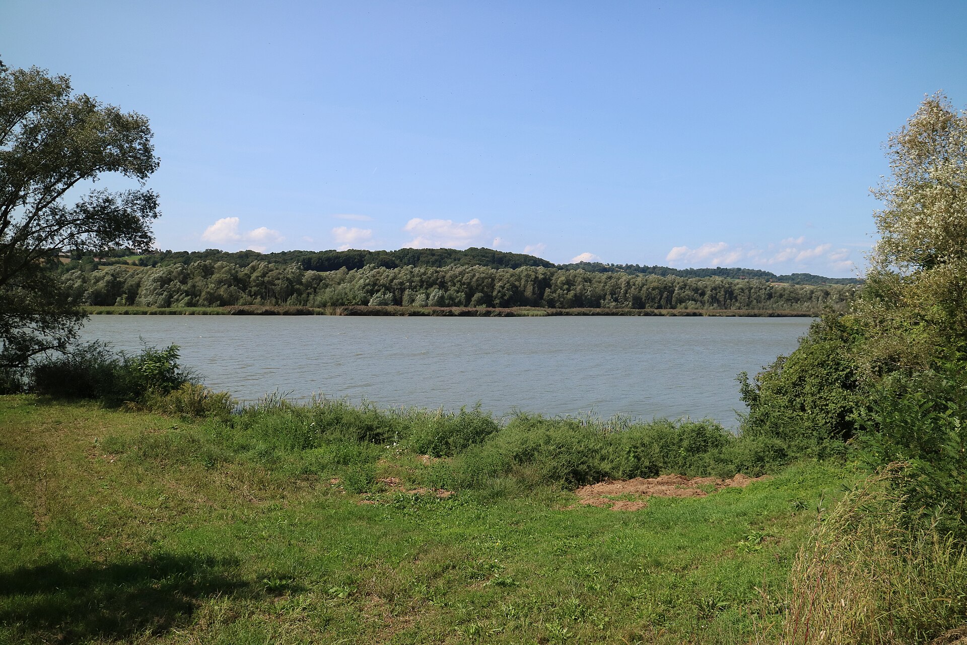 Ledavsko jezero Ostufer, Gemeinde Cankova, Slowenien