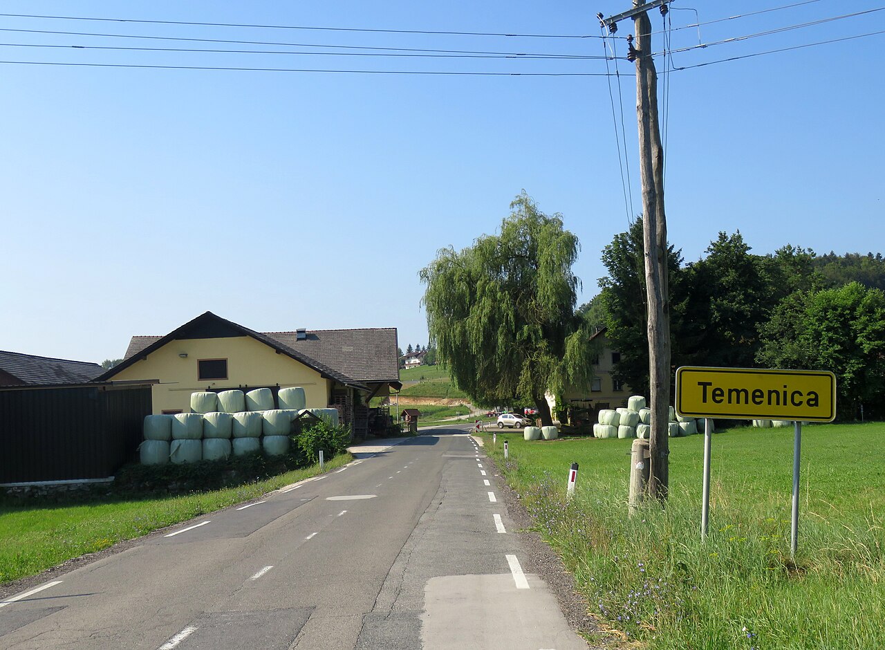 Mlinčki na Temenici – kratek sprehod pri Mirni Peči