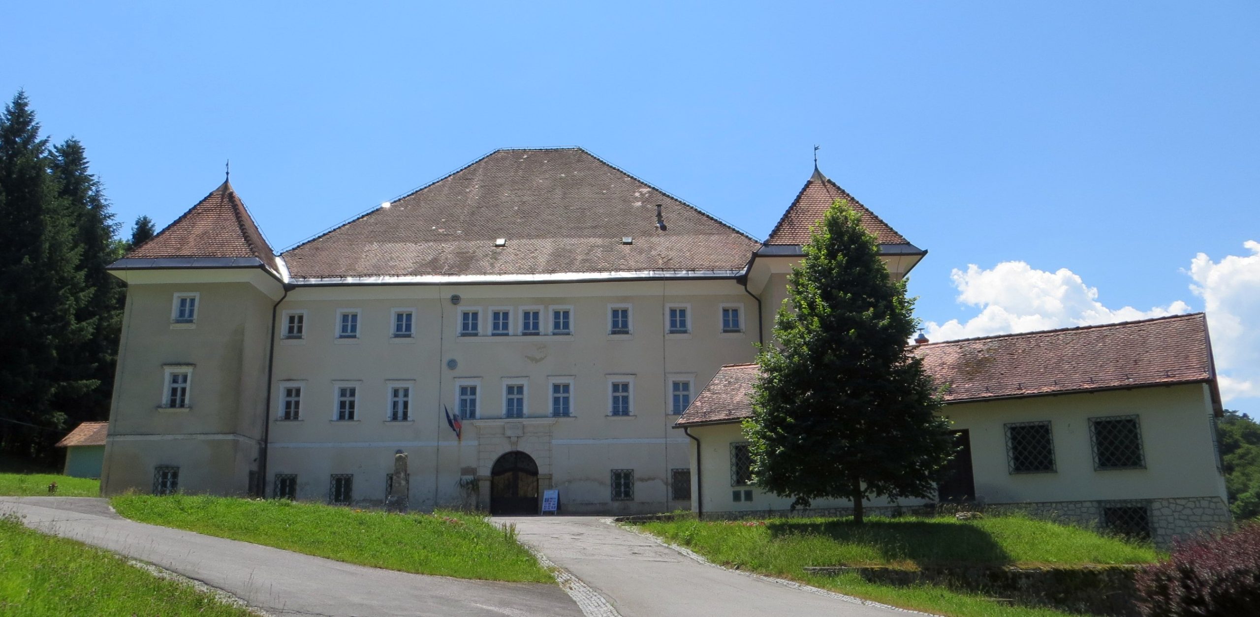 Svečina – slika 1