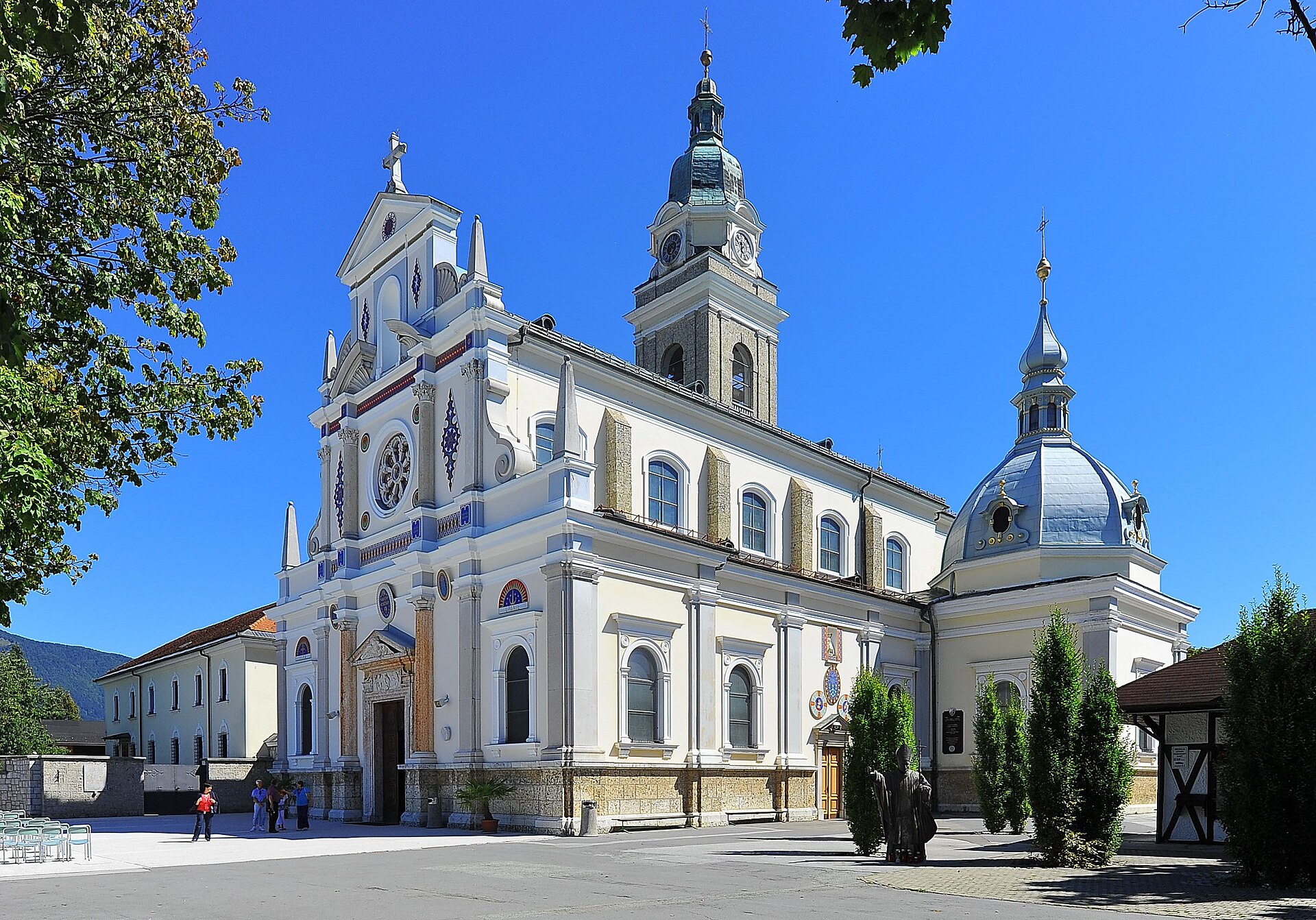 Brezje – Radovljica Brezje Bazilika Sv Vida 28082012 011